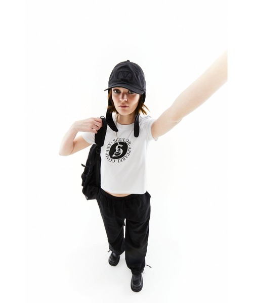 SCULPTOR（スカルプター）の「Varsity Logo Tee/バーシティロゴティー（Tシャツ/カットソー・レディース・ホワイト/ブラック・SMALL/MEDIUM）」の4枚目の写真