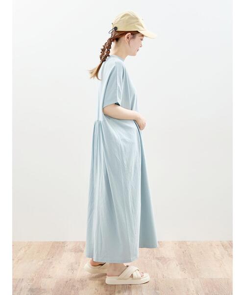 Samansa Mos2(サマンサ モスモス)の「【Sサイズ WEB限定】【抗菌防臭】風が通る涼しげカットワンピース(ワンピース・レディース・チャコールグレー/モカ/サックスブルー・M/S)」の11枚目の写真