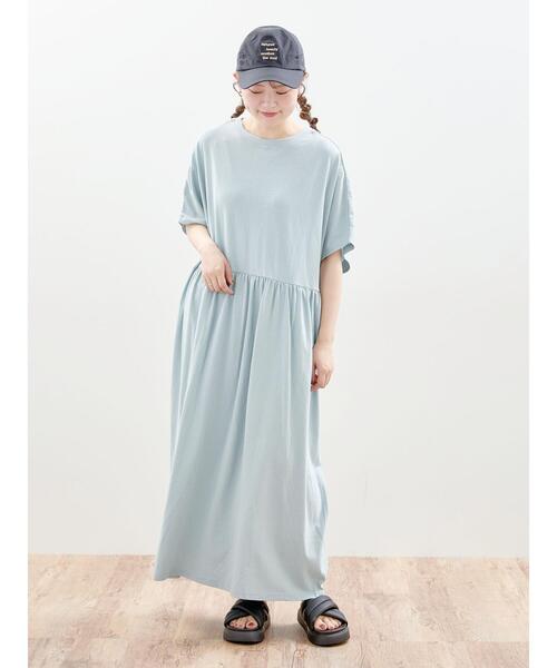 Samansa Mos2(サマンサ モスモス)の「【Sサイズ WEB限定】【抗菌防臭】風が通る涼しげカットワンピース(ワンピース・レディース・チャコールグレー/モカ/サックスブルー・M/S)」の5枚目の写真