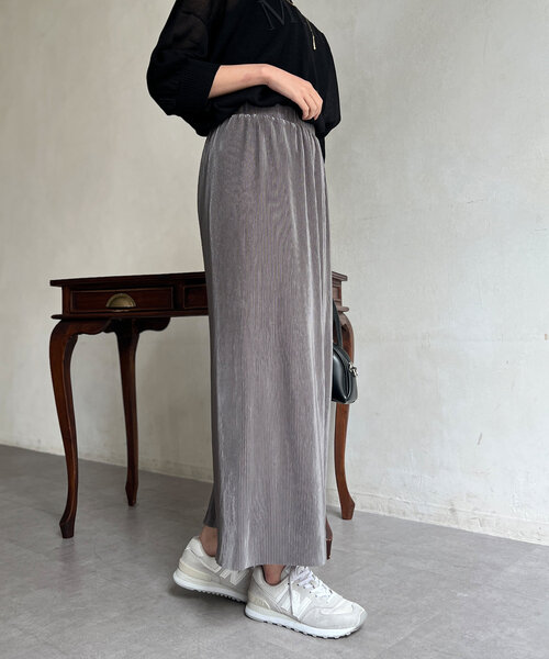 Chez toi（シェトワ）の「【マイナス３キロ見え】プリーツナロースカート（スカート・レディース・イエロー/ベージュ/カーキ/ブラック/グレー・FREE）」の22枚目の写真