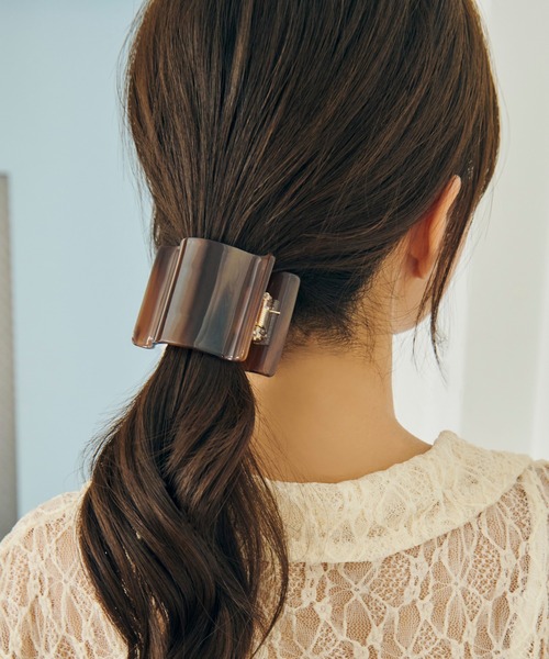 GOLDY（ゴールディ）の「ワイド ウェーブ アセチ ヘアー クリップ（バレッタ/ヘアクリップ・レディース・ブルー/パープル/オレンジ/マスタード/ブラウン/ライトグレー/ホワイト/ダークブラウン/グリーン/ブラック/チャコール/グレー・FREE）」の19枚目の写真