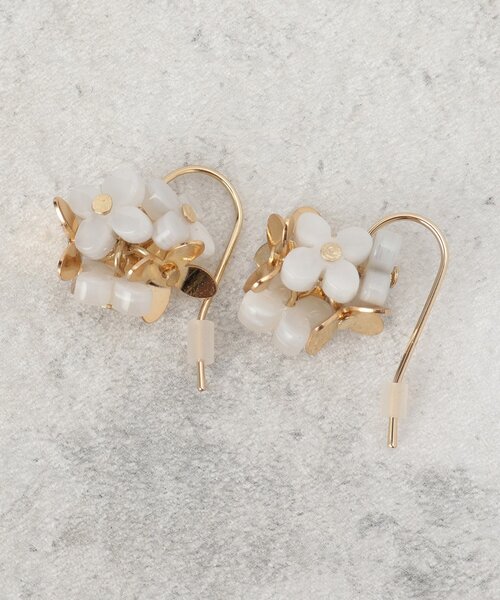 grove(グローブ)の「アジサイピアス(ピアス(両耳用)・レディース・ホワイト/ダークパープル・00)」の3枚目の写真