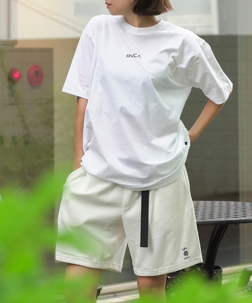 RVCA（ルーカ）の「RVCA メンズ 【AZUL】 DOUBLE RVCA SPLIT SS ラッシュガード 【2024年夏モデル】/ルーカアズールコラボワンポイントロゴバックプリント半袖Tシャツ（ラッシュガード・メンズ・ブラック/ホワイト・FREE）」の14枚目の写真