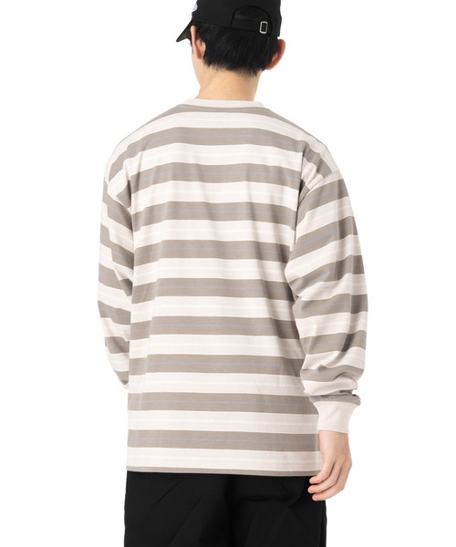 NEW ERA(ニューエラ)の「ニューエラ 長袖Tシャツ オーバーサイズ マルチボーダー(Tシャツ/カットソー・メンズ・ストーン/ブラック・S/M/L/XL/XXL)」の5枚目の写真
