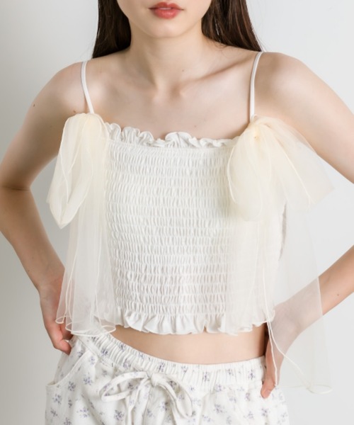 OLIVE des OLIVE（オリーブデオリーブ）の「チュールリボン付きシャーリングキャミソール（キャミソール・レディース・オフホワイト/ピンク/ブルー系その他/ブラック・FREE）」の2枚目の写真