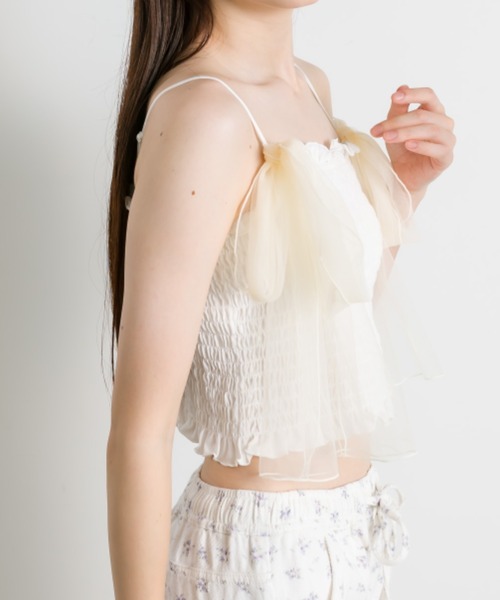 OLIVE des OLIVE（オリーブデオリーブ）の「チュールリボン付きシャーリングキャミソール（キャミソール・レディース・オフホワイト/ピンク/ブルー系その他/ブラック・FREE）」の6枚目の写真
