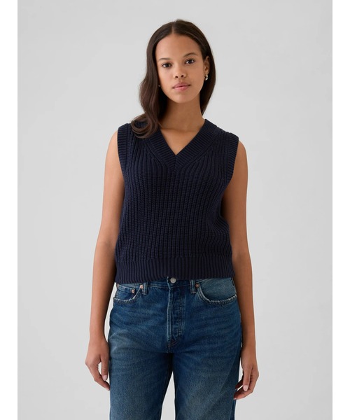 GAP（ギャップ）の「Vネックセーター ベスト（ベスト）」 - WEAR