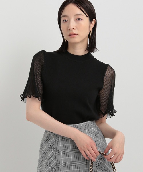 Andemiu(アンデミュウ)の「イソザイソデプリーツニット138786(ニット/セーター・レディース・ホワイト/ブラック/オレンジ/モカ・FREE)」の20枚目の写真