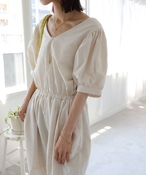 Crisp（クリスプ）の「Vネックパフスリーブオールインワン（つなぎ/オールインワン・レディース・アイボリー/キャメル・FREE）」の10枚目の写真