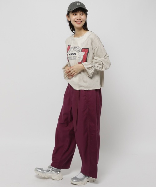 niko and...(ニコアンド)の「リメイク風キャンディスリーブロングTシャツ(Tシャツ/カットソー・レディース・チャコール/ネイビー/オフホワイト・LARGE/MEDIUM)」の16枚目の写真