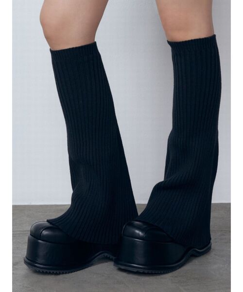 EMODA（エモダ）の「リブルーズレッグウォーマーズ（レッグウォーマー・レディース・ブラック/グレー・FREE）」の4枚目の写真