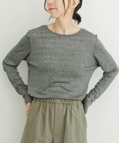 ITEMS URBANRESEARCH(アイテムズ アーバンリサーチ)の「クルーネックラメカットソー(Tシャツ/カットソー・レディース・ベージュ/ブラック/ミント・FREE)」の1枚目の写真