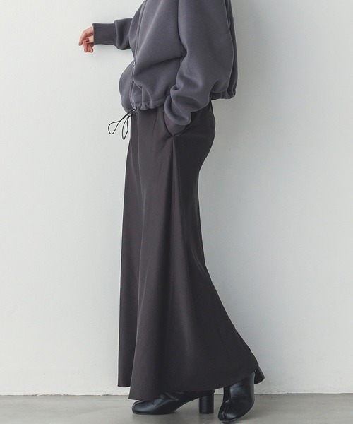 hunch（ハンチ）の「ビンテージサテン セミフレアスカート（スカート・レディース・アイボリー/オリーブ/スミクロ・FREE）」の21枚目の写真