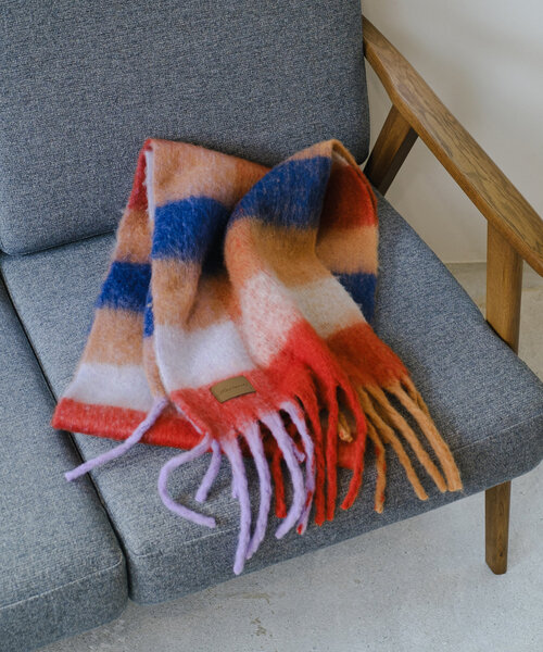 Kastane（カスタネ）の「チェックマフラー（マフラー・レディース・オレンジ/ブルー/ブラウン・FREE）」の3枚目の写真