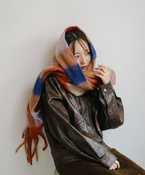 Kastane（カスタネ）の「チェックマフラー（マフラー・レディース・オレンジ/ブルー/ブラウン・FREE）」の13枚目の写真