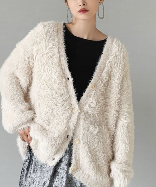 MIMIMEMETE（ミミメメット）の「DOUGHY SHAGGY KNIT［ロングカーディガン］（カーディガン/ボレロ・レディース・レッド/アイボリー/サックスブルー/ブラック・フリー）」の21枚目の写真