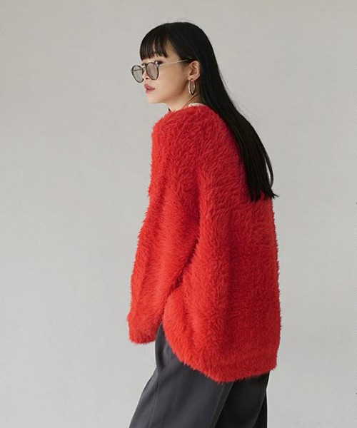 MIMIMEMETE（ミミメメット）の「DOUGHY SHAGGY KNIT［ロングカーディガン］（カーディガン/ボレロ・レディース・レッド/アイボリー/サックスブルー/ブラック・フリー）」の15枚目の写真