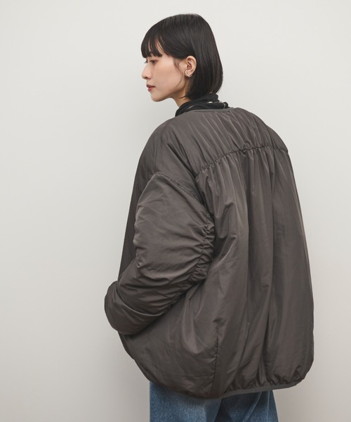 Shelly island（シェリーアイランド）の「ギャザースリーブブルゾン（ダウンジャケット/コート・レディース・チャコールグレー/ホワイト・FREE）」の21枚目の写真