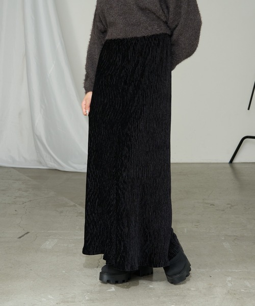 RAY CASSIN（レイカズン）の「【伸縮性あり】ベロアフレアスカート（スカート・レディース・ブラウン/ブラック/ベージュ・FREE）」の16枚目の写真