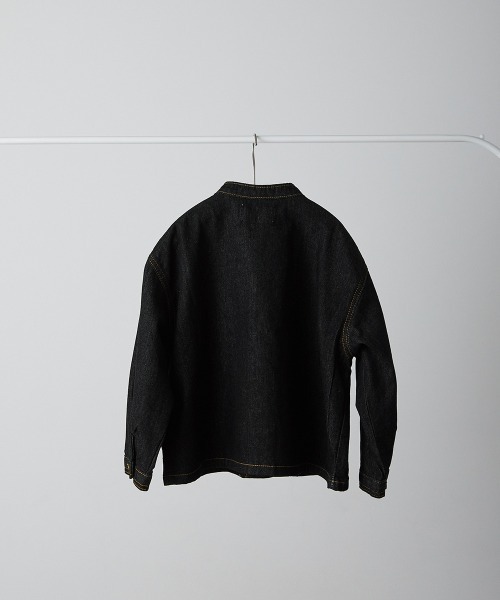 riziere（リジェール）の「バンドカラーブラックデニムジャケット（デニムジャケット・キッズ・ブラック・100/150/140/130/120/110/90）」の3枚目の写真