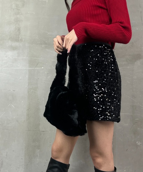 ｔｏｌｅｎｅ（トレネ）の「フェイクファー ワンハンドル ミニバッグ ハンドバッグ（ハンドバッグ・レディース・ブラック/ホワイト・ONE SIZE）」の15枚目の写真