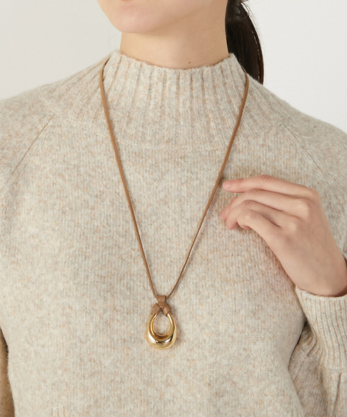 MELROSE claire（メルローズ クレール）の「【ドロップパーツネックレス】（ネックレス・レディース・ベージュ/ブラック・FREE）」の2枚目の写真