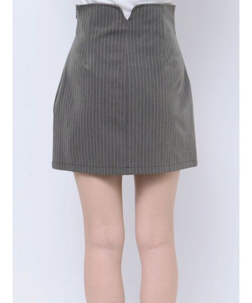 EMODA（エモダ）の「カーブウエストミニスカート（スカート・レディース・その他/ブラック/アイボリー・SMALL/MEDIUM）」の8枚目の写真