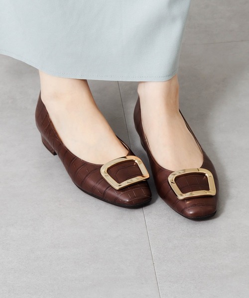 HIMIKO(ヒミコ)の「【Made in Japan】【HIMIKO】スクエアバックルローヒールパンプス/651110(パンプス・レディース・ベージュ/ブラック/ブルー/ダークグレー/ベージュ系その他/シルバー/ダークブラウン/ブラウン系その他・21.5cm/22.0cm/24.0cm/25.5cm/22.5cm/23.5cm/24.5cm/25.0cm/26.0cm/26.5cm/23.0cm)」の3枚目の写真