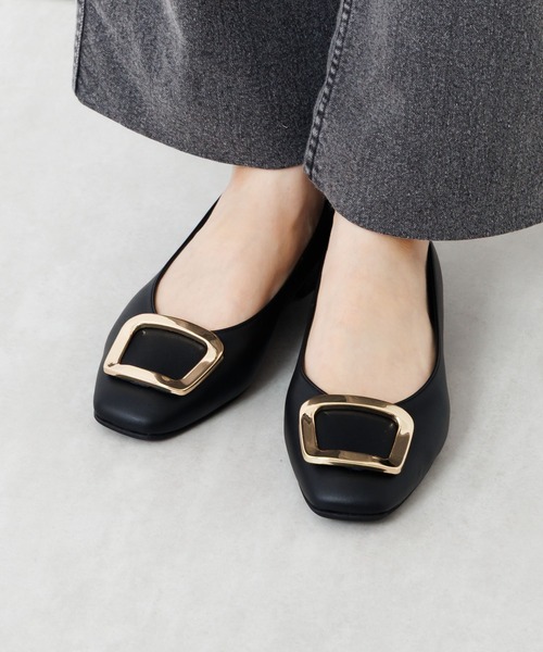 HIMIKO(ヒミコ)の「【Made in Japan】【HIMIKO】スクエアバックルローヒールパンプス/651110(パンプス・レディース・ベージュ/ブラック/ブルー/ダークグレー/ベージュ系その他/シルバー・21.5cm/22.0cm/24.0cm/25.5cm/22.5cm/23.5cm/24.5cm/25.0cm/26.0cm/26.5cm/23.0cm)」の21枚目の写真