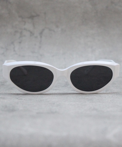 8(eight)(エイト)の「キャットアイ サングラス(サングラス・メンズ・ホワイト系その他/ブラック系その他/グレー系その他/ブラック系その他2・FREE)」の5枚目の写真