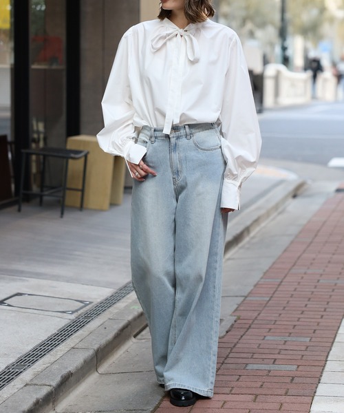 Bonjour Sagan(ボンジュールサガン)の「前後2WAYボリュームスリーブスリムボウタイブラウス(シャツ/ブラウス・レディース・ライトブルー/ブラック/オフホワイト・FREE)」の8枚目の写真