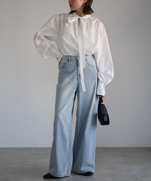 Bonjour Sagan(ボンジュールサガン)の「前後2WAYボリュームスリーブスリムボウタイブラウス(シャツ/ブラウス・レディース・ライトブルー/ブラック/オフホワイト・FREE)」の13枚目の写真