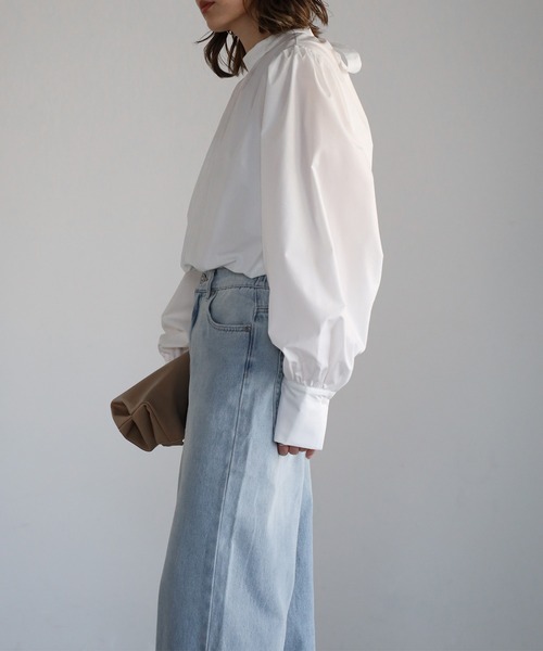 Bonjour Sagan(ボンジュールサガン)の「前後2WAYボリュームスリーブスリムボウタイブラウス(シャツ/ブラウス・レディース・ライトブルー/ブラック/オフホワイト・FREE)」の17枚目の写真