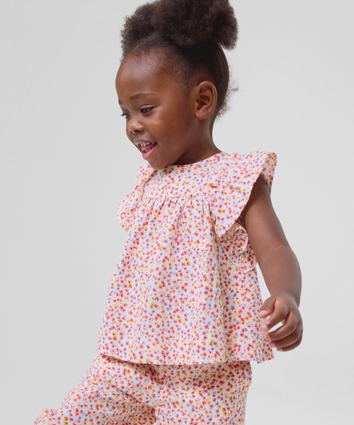 GAP(ギャップ)の「babyGap リネン混 フラッタースリーブ トップス(Tシャツ/カットソー・キッズ・マルチ/オフホワイト・105cm/100cm/95cm/90cm/80cm/70cm/110cm)」の1枚目の写真
