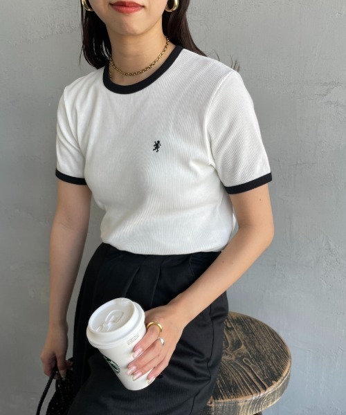 GYMPHLEX（ジムフレックス）の「[GYMPHLEX/ジムフレックス] ワンポイントロゴ刺繍 リンガーリブTシャツ（Tシャツ/カットソー・レディース・ホワイト/サックスブルー・14）」の19枚目の写真