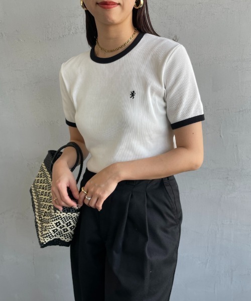 GYMPHLEX（ジムフレックス）の「[GYMPHLEX/ジムフレックス] ワンポイントロゴ刺繍 リンガーリブTシャツ（Tシャツ/カットソー・レディース・ホワイト/サックスブルー・14）」の20枚目の写真