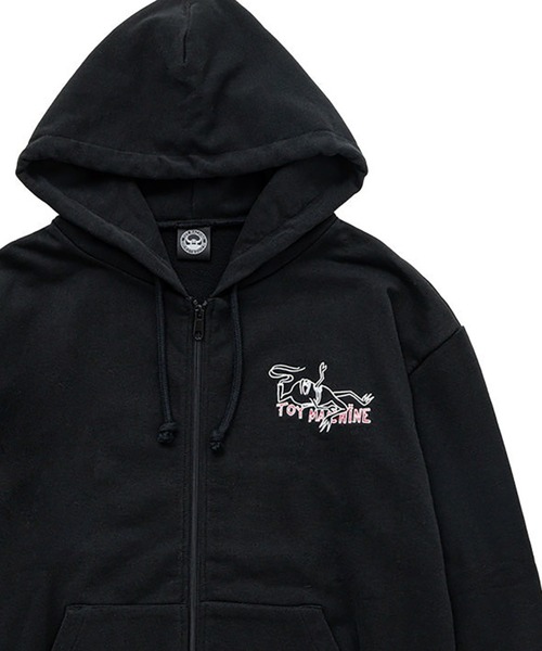 TOY　MACHINE（トイ　マシーン）の「TM HEAVY WEIGHT LEMME GO SWEAT ZIP PARKA（パーカー・メンズ・ブラック/ライトグレー・M/L/XL）」の2枚目の写真