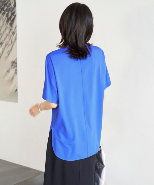 UNFILO(アンフィーロ)の「BEAUTY FORM-T フォルムTシャツ(Tシャツ/カットソー・レディース・ホワイト系/グレー系/ネイビー系/ベージュ系/ブラック系/ブルー系/黄緑系・X-LARGE/XX-LARGE)」の21枚目の写真