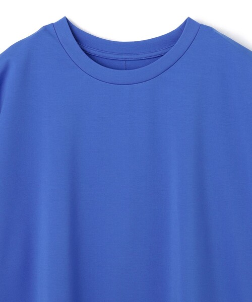 UNFILO(アンフィーロ)の「BEAUTY FORM-T フォルムTシャツ(Tシャツ/カットソー・レディース・ホワイト系/グレー系/ネイビー系/ベージュ系/ブラック系/ブルー系/黄緑系・X-LARGE/XX-LARGE)」の11枚目の写真