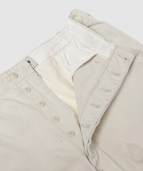 BOW WOW(バウワウ)の「STAINED WORK TROUSERS(チノパンツ・メンズ・ベージュ・L/XL/XXXL)」の4枚目の写真