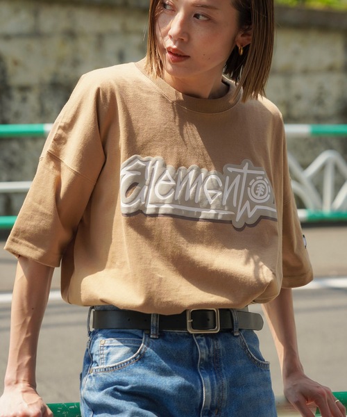 ELEMENT(エレメント)の「ELEMENT メンズ TAGGING SS Tシャツ 【2025年春夏モデル】/エレメントロゴプリント半袖Tシャツ(Tシャツ/カットソー・メンズ・ベージュ/ブラック/ホワイト・X-LARGE/LARGE/MEDIUM)」の20枚目の写真