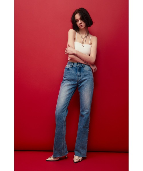 SLY(スライ)の「【WEB限定】J/W SEMI FLARE PT ジャストウエスト セミフレア デニムパンツ(デニムパンツ・レディース・ブルー/ライトブルー・0/1/2)」の22枚目の写真