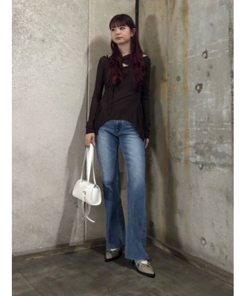 SLY(スライ)の「【WEB限定】J/W SEMI FLARE PT ジャストウエスト セミフレア デニムパンツ(デニムパンツ・レディース・ブルー/ライトブルー・0/1/2)」の5枚目の写真