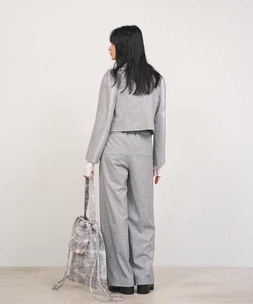 Nora Lily elle(ノラリリーエル)の「【Nora Lily】「elle」Classical Satin Switching Jacket(テーラードジャケット・レディース・ブラック/ヘザーグレー・FREE)」の12枚目の写真