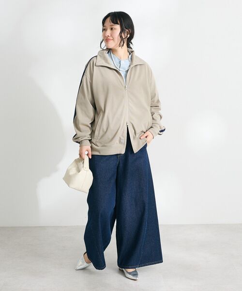 CRAFT STANDARD BOUTIQUE（クラフトスタンダードブティック）の「【DRY-MIX】吸水速乾/UVケア/抗ピル トラックジャケット（ブルゾン・レディース・グレイッシュベージュ/オフホワイト/ブラック・S/M/L）」の12枚目の写真