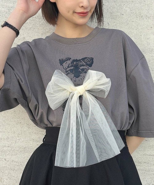 F i.n.t（フィント）の「チュールリボン付きシュナウザープリントビッグＴシャツ【1枚で快適】/fint　フィント（Tシャツ/カットソー・レディース・グレー/アイボリー/ライトピンク/ブルーグレー・FREE）」の3枚目の写真