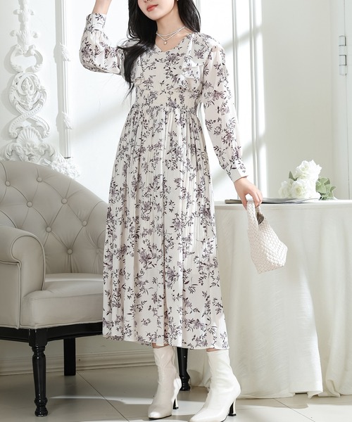 Lace Ladies(レースレディース)の「フラワー プリント 肩フリル 消しプリーツ ロング ワンピース(ワンピース・レディース・ブラック/ベージュ/ラベンダー・FREE/S)」の4枚目の写真