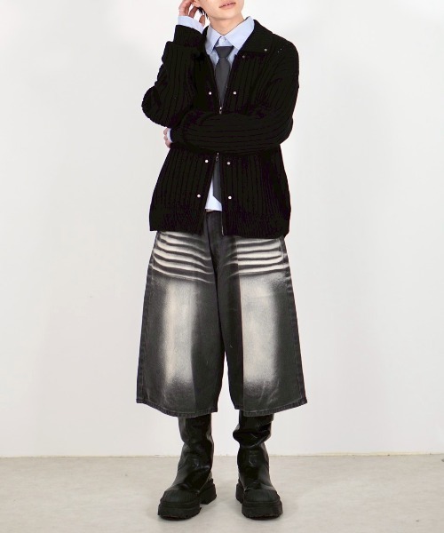 Chikashitsu +(チカシツプラス)の「【Chikashitsu +】rivet zip up knit(ニット/セーター・メンズ・ブラック/ホワイト・ONE SIZE)」の13枚目の写真