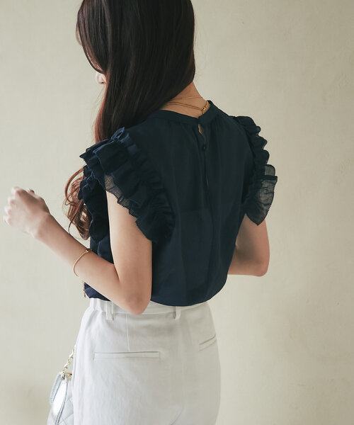 La boutique BonBon(ラブティックボンボン)の「【最強モテブラウス】フリルノースリブラウス(シャツ/ブラウス・レディース・ホワイト/ミント/ネイビー・FREE)」の17枚目の写真