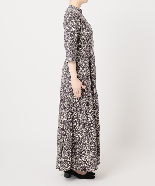 journal standard L'essage（ジャーナルスタンダードレサージュ）の「《別注》【LUSANA / ルサーナ】 CARL MAXI DRESS：ワンピース（ワンピース・レディース・ブラック系その他/オートミール・SMALL）」の11枚目の写真